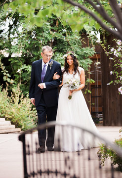 The Gathering Place Weddings & Receptions - wedding ceremonies at gardner village 