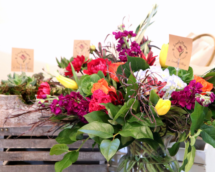Simply Flowers at Gardner Village-
