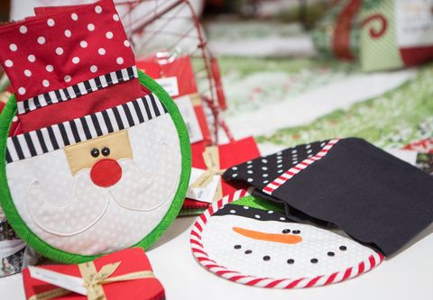 Pine Needles Quilt and Fabric Store - holiday sewing craft 