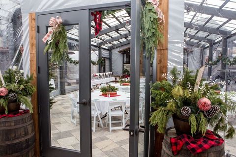 Mill Plaza Holiday Venue - breakfast with santa 