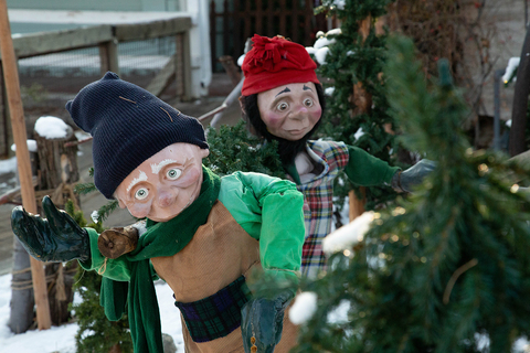 Gardner Village Christmas Elves - Christmas tree elves at Gardner Village 