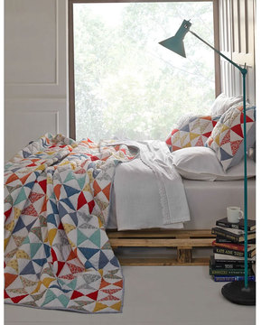 Flying Geese Quilt - patchwork bright quilt 