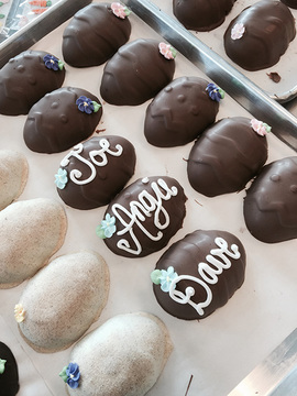 Chocolate Covered Wagon - Chocolate Easter eggs 