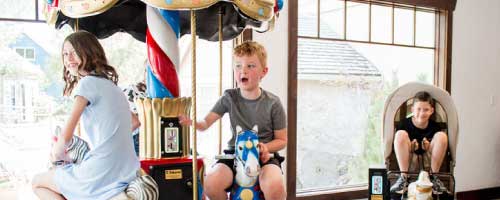 THE TRAIN SHOPPE<br> FAMILY FUN CENTER