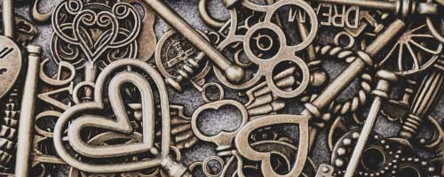 ESCAPE ROOM ADVENTURES <br> A GREAT ESCAPE