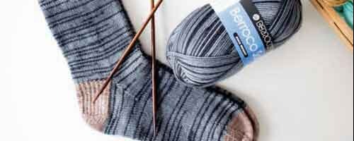 KNITTING & CROCHETING CLASSES <BR>WILLOW HILL YARN COMPANY