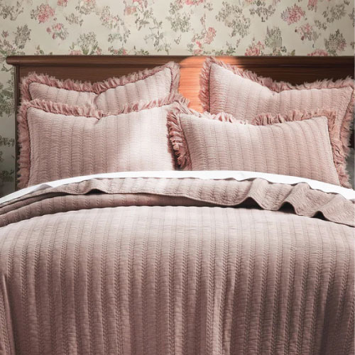 PILLOWS SALE <BR>LAYERS BEDDING