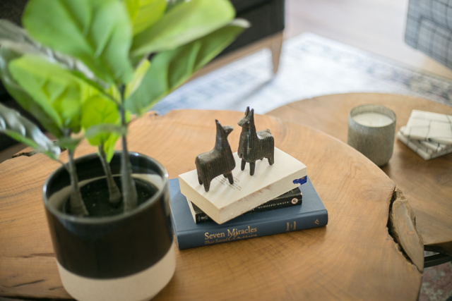 how to style a coffee table