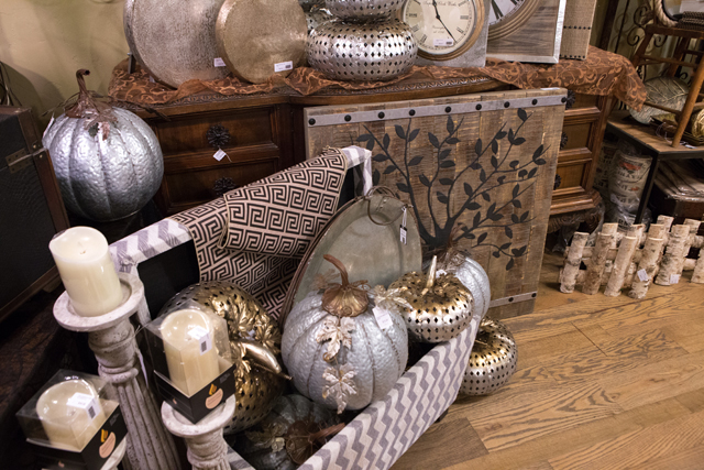 upon the shelf fall decor