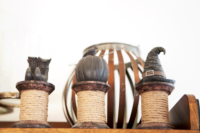 farm house halloween