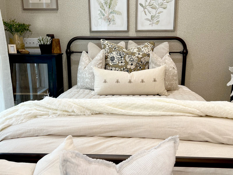 how to make a queen bed
