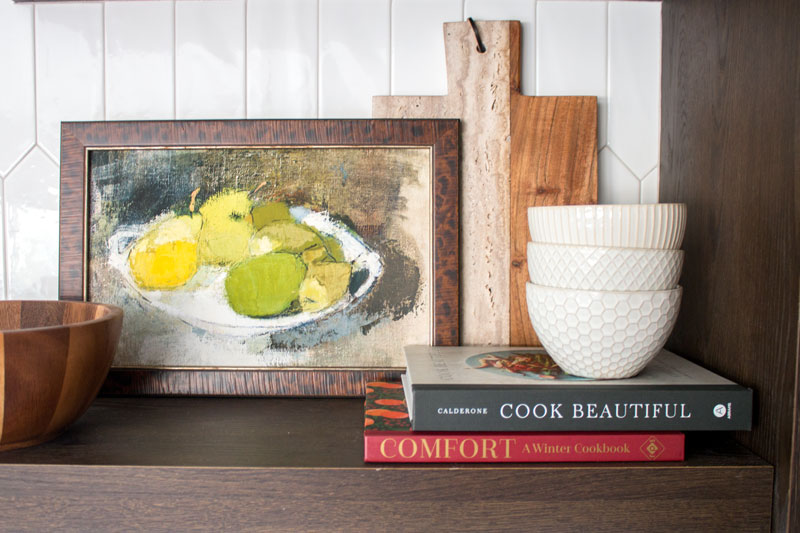 how to style open shelving