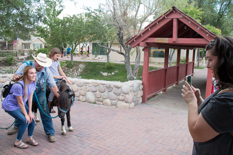 Gil the singing cowboy