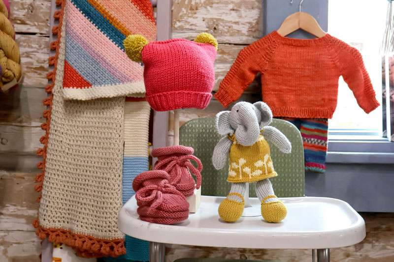 knitting and crochet classes for beginners