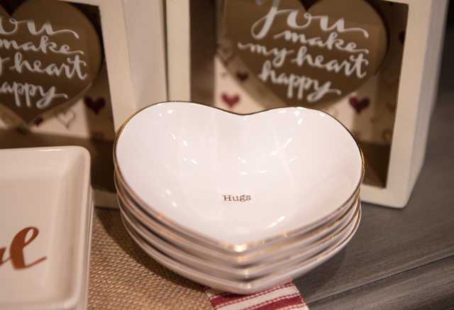 treat dish valentine