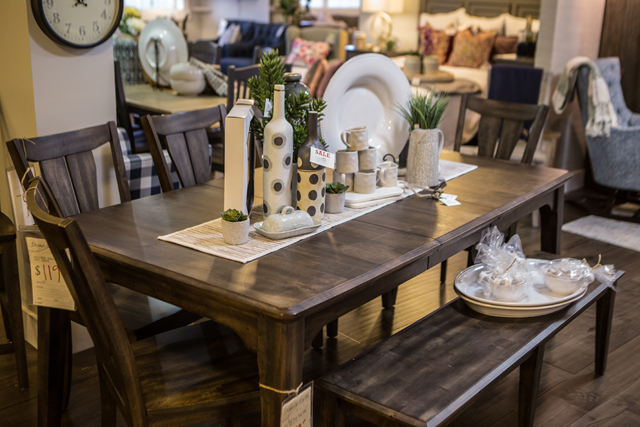 expandable kitchen table with leaf