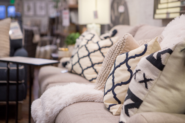 black and white decorative pillows