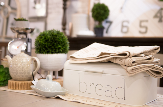 bread box country kitchen