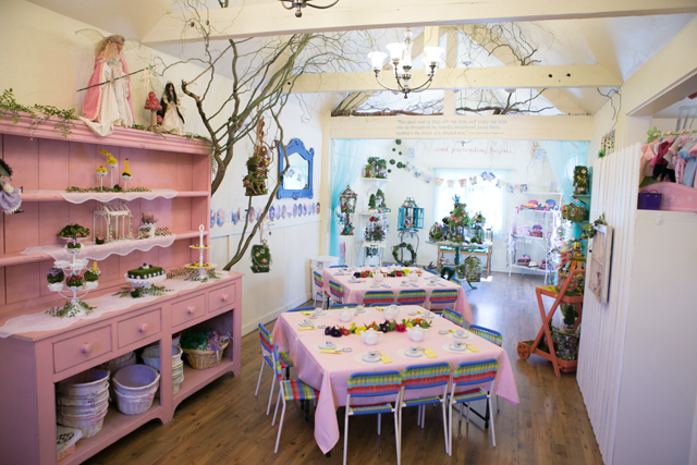 Georgell Doll Shop party space