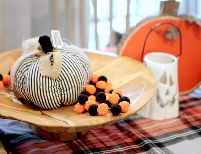halloween table idea