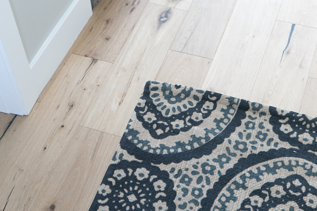 decorative floor mat