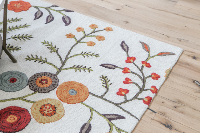 floral rug