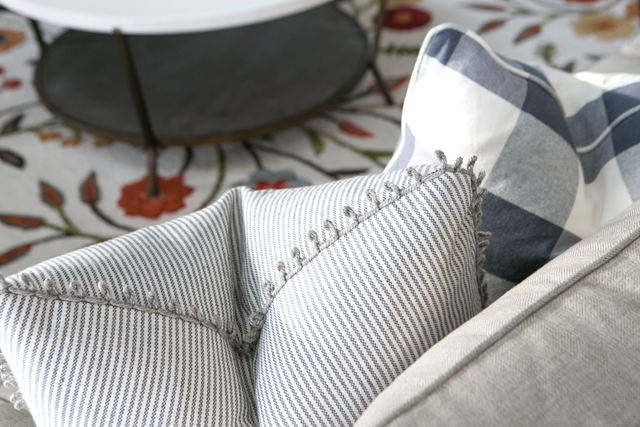 decorative pillows throw pillows