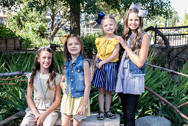 how to coordinate family photos