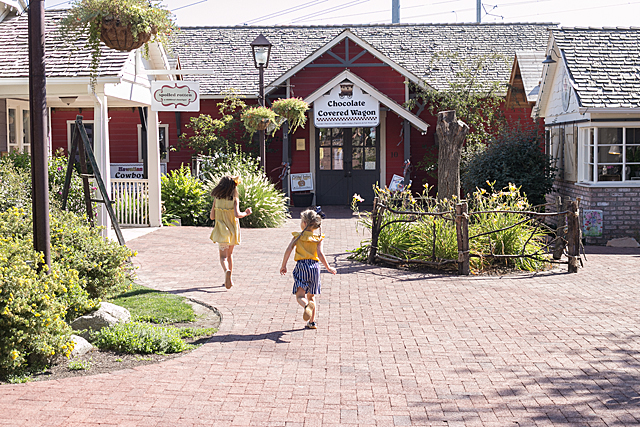 kids boutique at gardner village