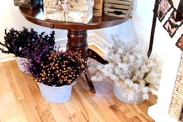 halloween vase decor