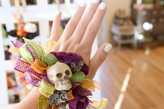 halloween corsage