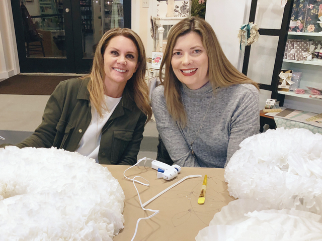 paper crafting classes at Gardner Village