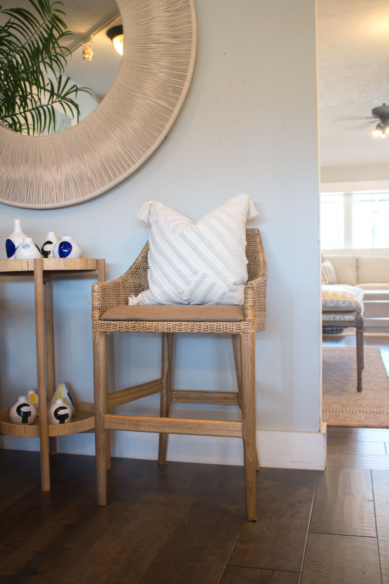 wicker kitchen stools