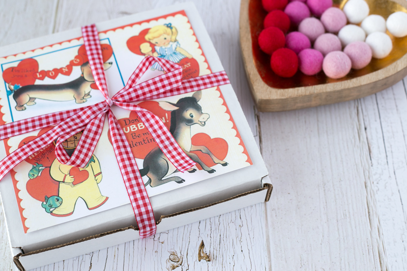 DIY vintage valentine banner kit