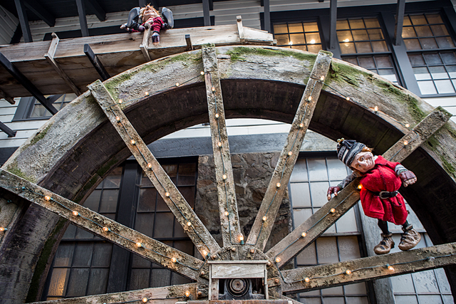 elf displays at gardner village