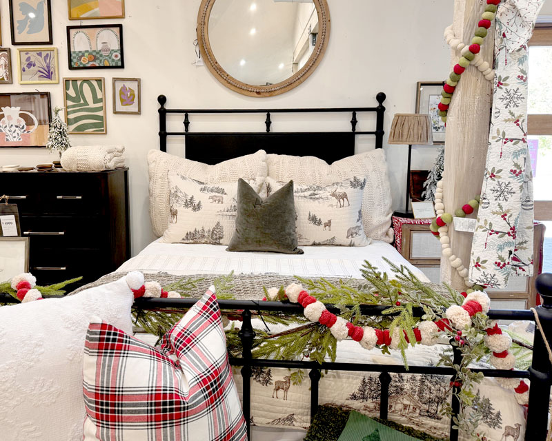 christmas bedroom decorating