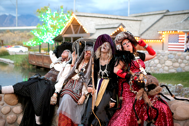 aunt elsies trinkets and treasures